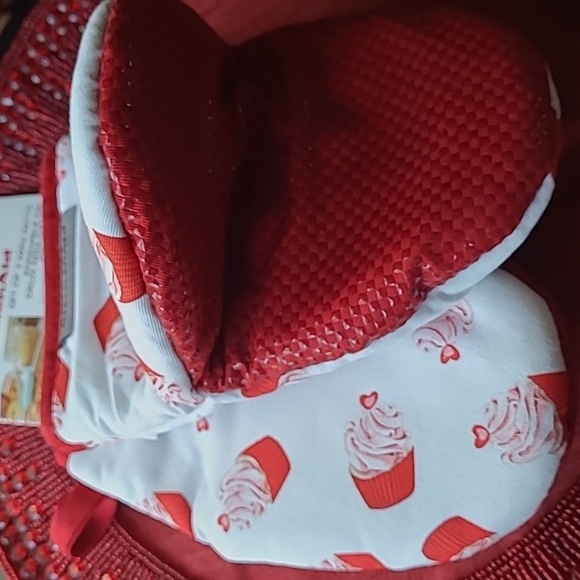 🧁KitchenAid Mini Mitts - Picture 4 of 7